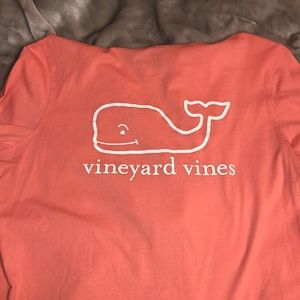 Vineyard Vines long sleeve hoodie! Medium